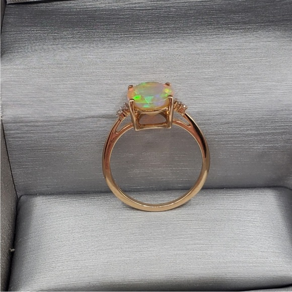 10k Solid Yellow Gold 2.50 Carat Ethiopian Faceted Oval Opal & Diamond Ring - Picture 4 of 8